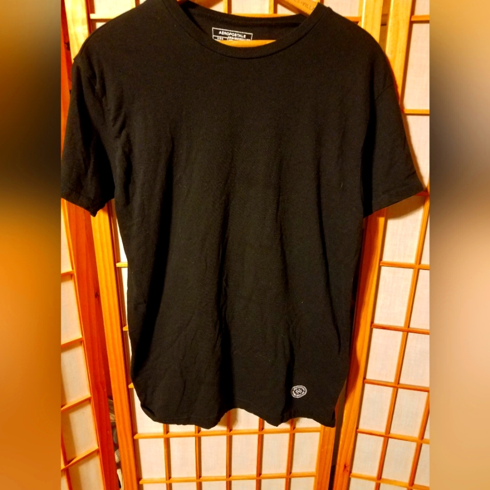 Aeropastale Mens black T-shirt
